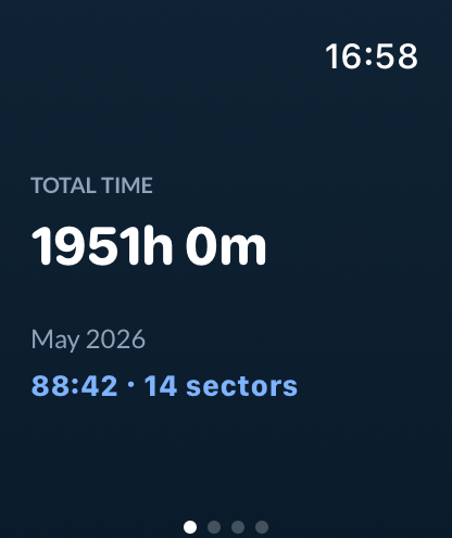 MyLog Apple Watch app showing total flight time